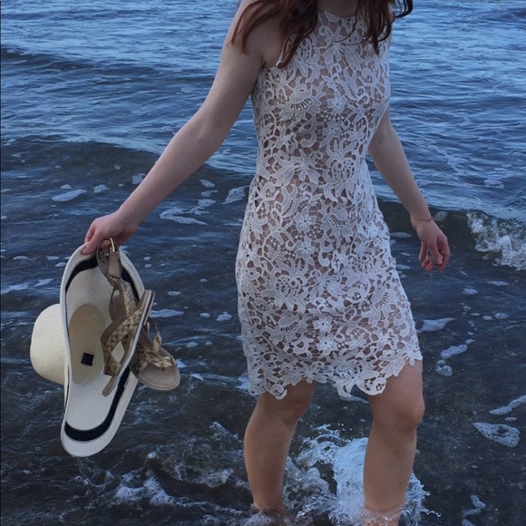 Calvin Klein Dresses & Skirts - Stunning Lace Sheath Dress